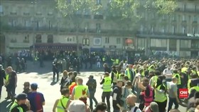 VIDEO: Unjuk Rasa Rompi Kuning Kembali Pecah di Paris