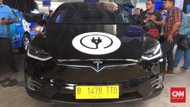 Selain diajak kerja sama buat pengadaan taksi listrik Tesla Model X 75D, importir umum Prestige Image Motorcars juga mengawal servisnya.
