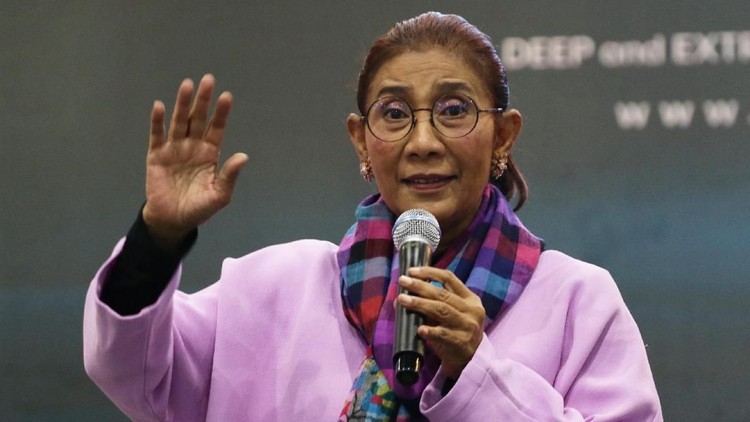 Memberi julukan kepada Susi Pudjiastuti merupakan salah satu cara netizen Twitter untuk mengapresiasi kinerja mantan menteri yang satu ini.