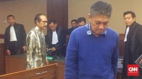 Dua Hakim PN Jaksel Didakwa Terima Suap Ratusan Juta