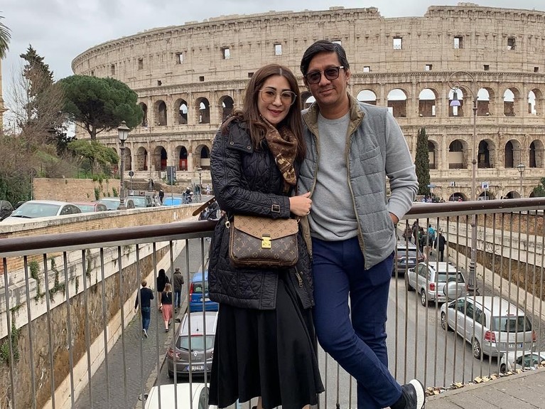 Istri dari Andre Taulany, Erin Taulany, saat ini tengah menjadi perbincangan publik setelah dilaporkan. Andre Taulany sebagai suami tentu tidak diam saja.