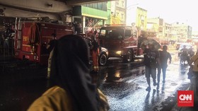 Kebakaran di Blok C Pasar Tanah Abang, Jalan Ditutup