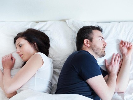 3 Posisi Bercinta yang Tawarkan Kenyamanan Saat Stres Melanda