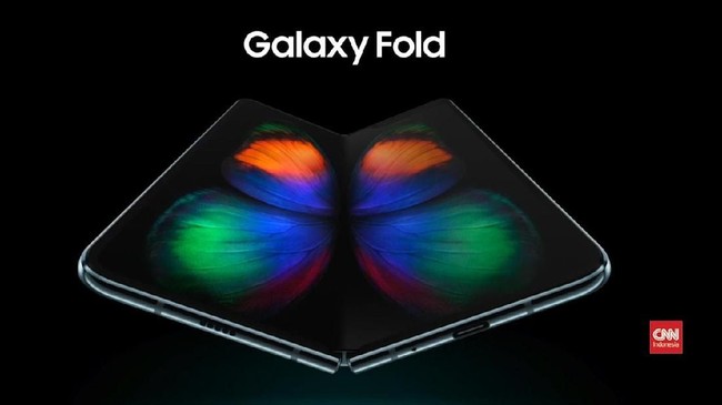 Ice Universe mengunggah gambar 'adik' Samsung Galaxy Fold yang terlihat mirip ponsel lipat Motorola RAZR V4 di akun media sosial Weibo miliknya.