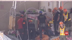 VIDEO: Pencari Korban Gempa Filipina Berkejaran dengan Waktu