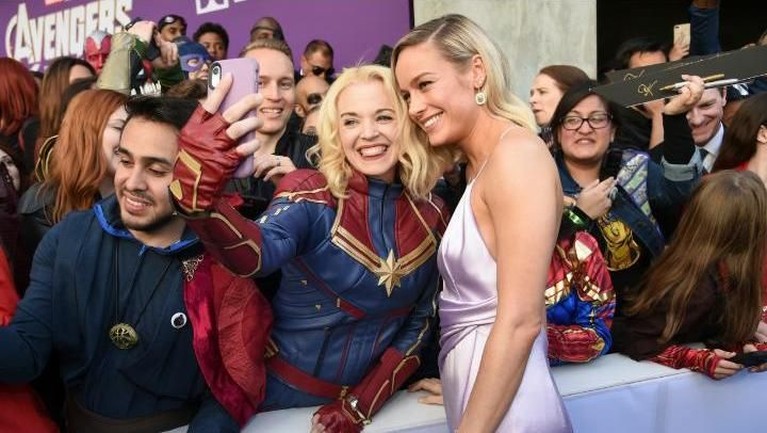 Rilis besok, Rabu (24/4), berikut delapan potret seru karpet merah Avengers: End Game.