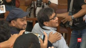 VIDEO: Rocky Gerung Mengaku Jengkel Dibohongi Ratna Sarumpaet