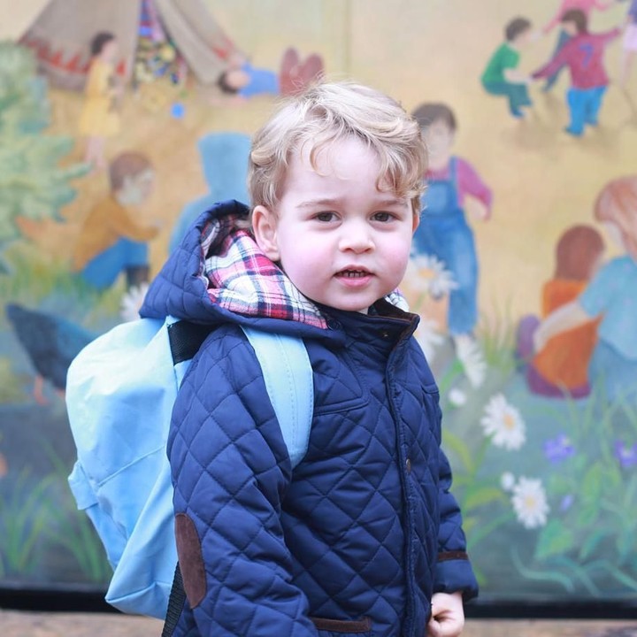 <p>Kate Middleton mengabadikan momen hari pertama Pangeran George masukWestacre Montessori. (Foto: Instagram @kensingtonroyal)</p>