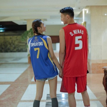 Potret Kebersamaan Mikha Tambayong dengan Daniel Wenas