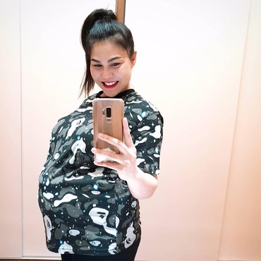 Senyum DJ Katty Butterfly Jelang Melahirkan