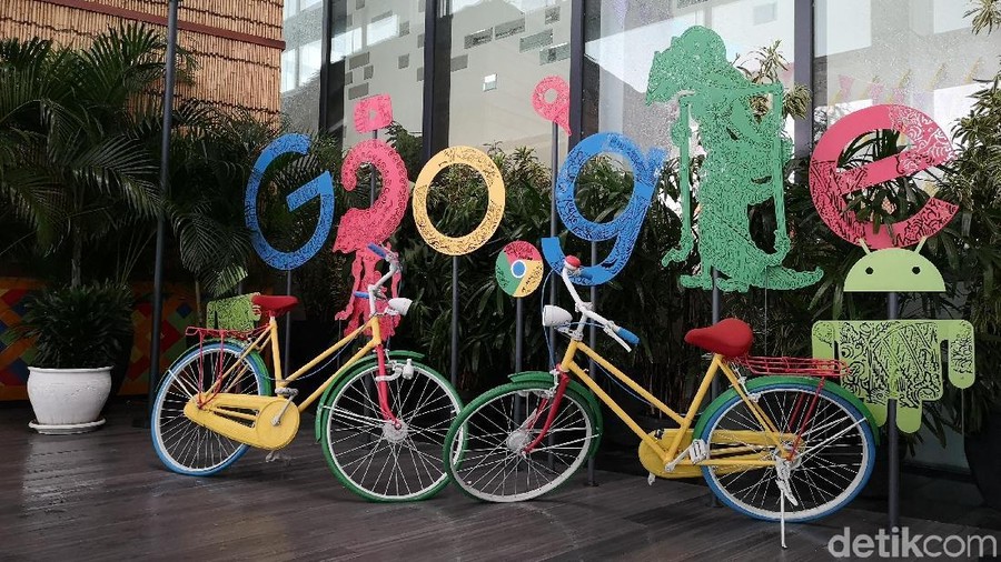 Google tak hadirkan layanan April Mop tahun ini demi menghormati orang-orang yang sedang berjuang melawan virus Corona.