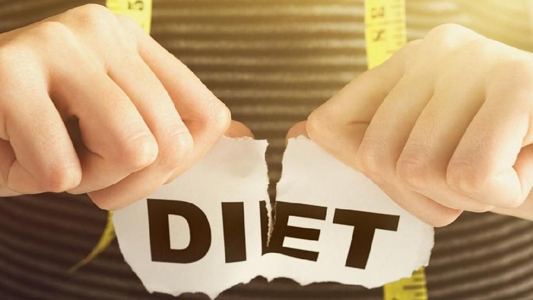 Diet tanpa ilmu bisa berujung terserang penyakit kronis. Waspada ya, Bunda.
