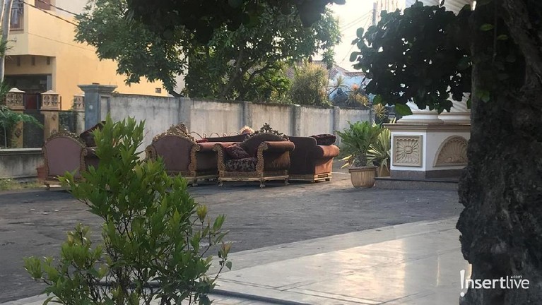 Situasi terkini rumah Muzdalifah jelang pernikahan kelimanya dengan Fadel Islami. Seperti apa ya?