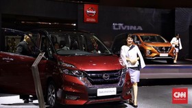 Pasar Mobil Ciut Kena Imbas Politik