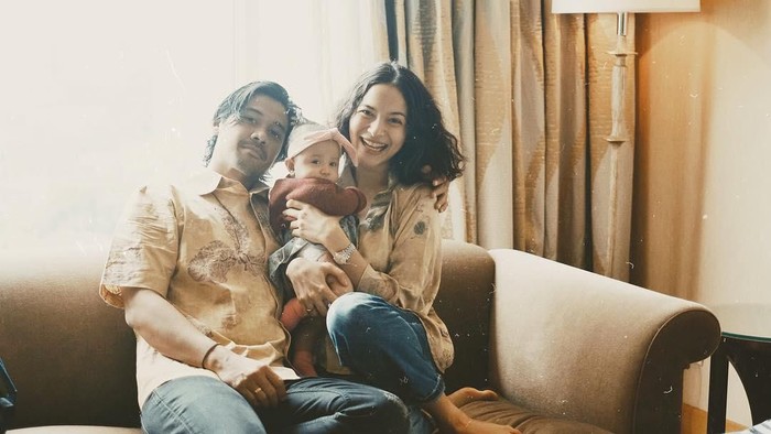 Surinala Carolina Jarumillin, anak Chicco Jerikho dan Putri Marino
