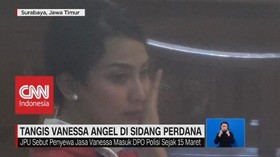 VIDEO: Jalani Sidang Perdana, Vanessa Angel Menangis
