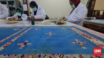 Asosiasi Pertekstilan Indonesia mengungkap industri tekstil dan produk tekstil (TPT) telah mengurangi jam kerja karyawan. Bahkan, 45 ribu karyawan dirumahkan.