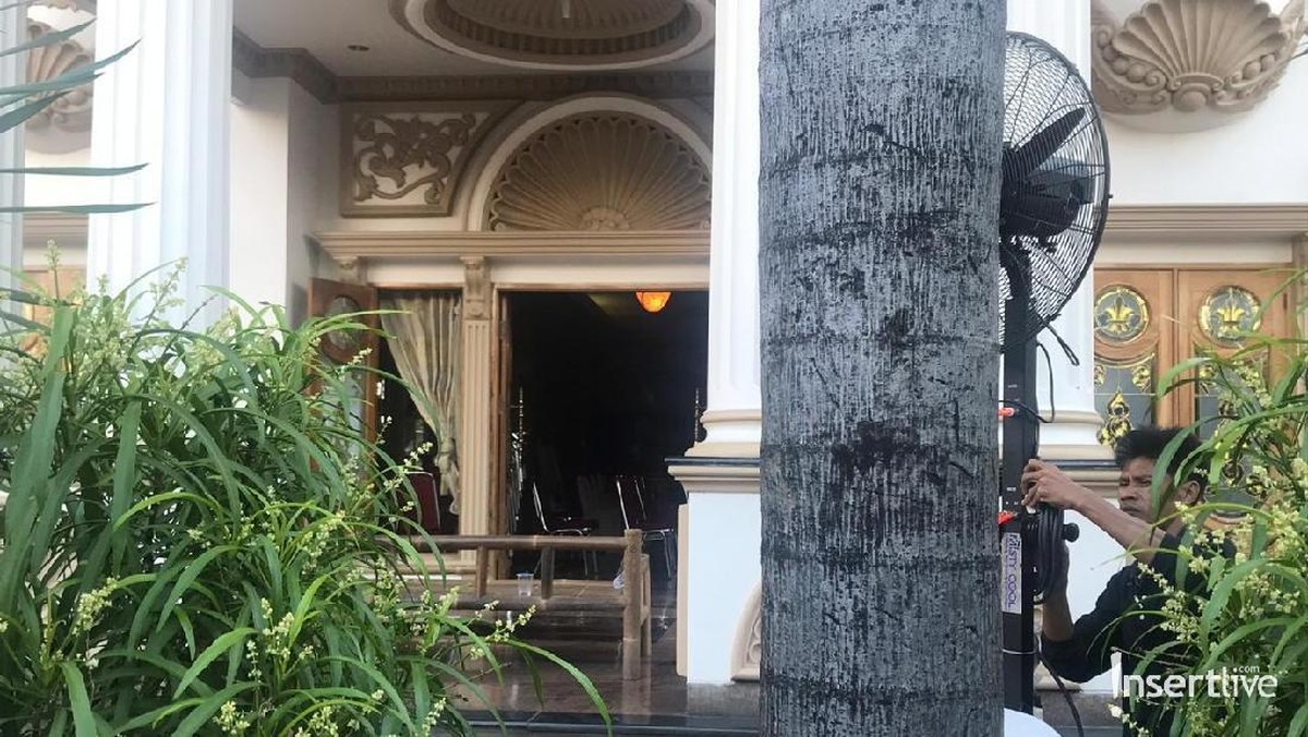 Situasi terkini rumah Muzdalifah jelang pernikahan kelimanya dengan Fadel Islami&period; Seperti apa ya&quest;