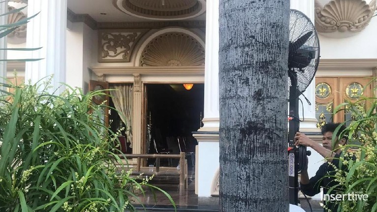 Situasi terkini rumah Muzdalifah jelang pernikahan kelimanya dengan Fadel Islami. Seperti apa ya?