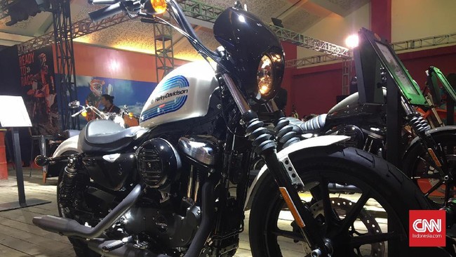 Warganet riuh soal pejabat pajak mengendarai motor besar alias moge berharga ratusan juta rupiah.