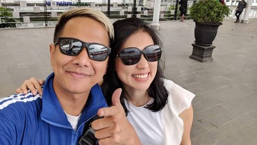 Kisah Cinta Delon dengan Pengusaha Asal Semarang