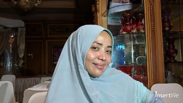Muzdalifah Jual Rumah Mewah, Bangkrut?