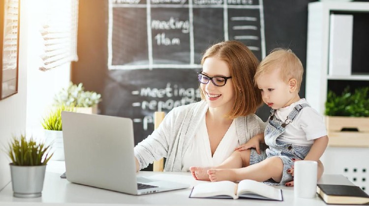 Bunda seorang mompreneur? Cermati problem yang sering dihadapi dan cara mengatasinya ini ya.