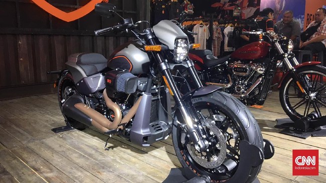 Ada dua moge Harley-Davidson yang meluncur, salah satunya, FXDR 114, dijual Rp378 juta atau lebih murah dari Honda X-ADV Rp588 juta.