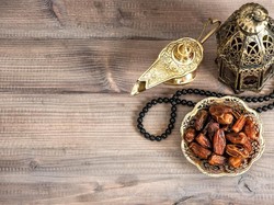 Rutin Konsumsi Kurma Saat Berbuka, Ini Manfaatnya Bagi Tubuh