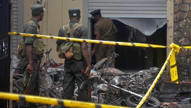 Pelaku di balik serangan bom Paskah Sri Lanka disebut menerima dana bantuan dari badan intelijen negara.