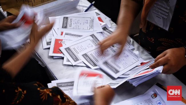 UU Pemilu Mungkinkan Pilpres 2024 Hanya Diikuti Satu Pasang Calon - CNN Indonesia