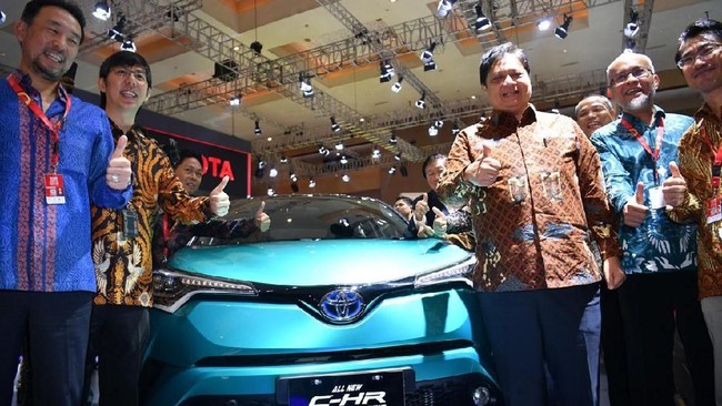 Menurut Kementerian Perindustrian Airlangga Hartarto, produsen mobil konvensional dalam negeri juga bisa memanfaatkan CEPA dengan Australia.