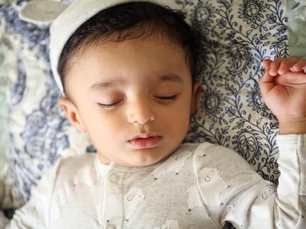 Arti Nama Faqih dan Rekomendasi 30 Nama Bayi Laki-laki Bermakna Pintar