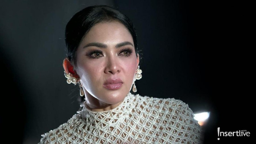 Ini menjadi Ramadan pertama Syahrini dengan Reino Barack.