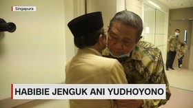 VIDEO: Habibie Jenguk Ani Yudhoyono di Singapura