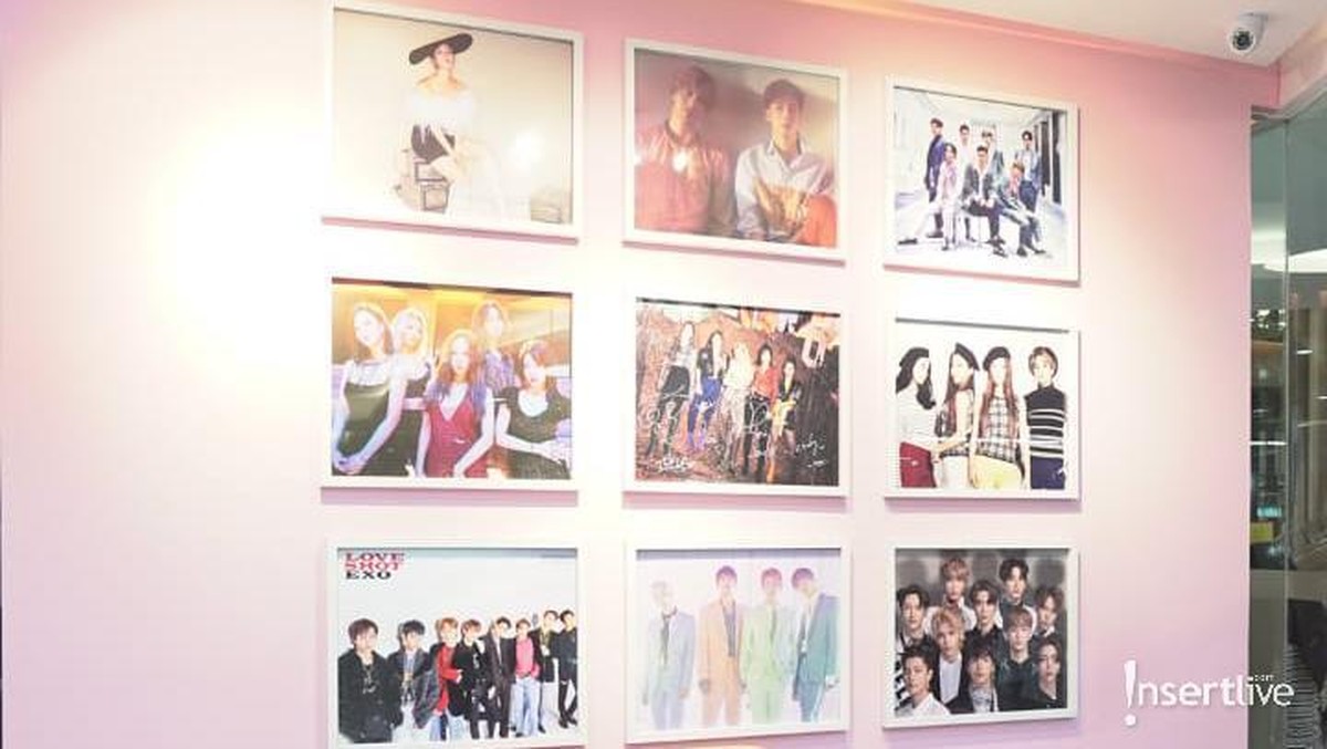 Kantor SM Entertainment yang berada di Gedung FX Sudirman sudah dibuka lho&period; Insertizen yang belum pernah ke sana&comma; intip yuk sekece apa sih kantornya&quest;