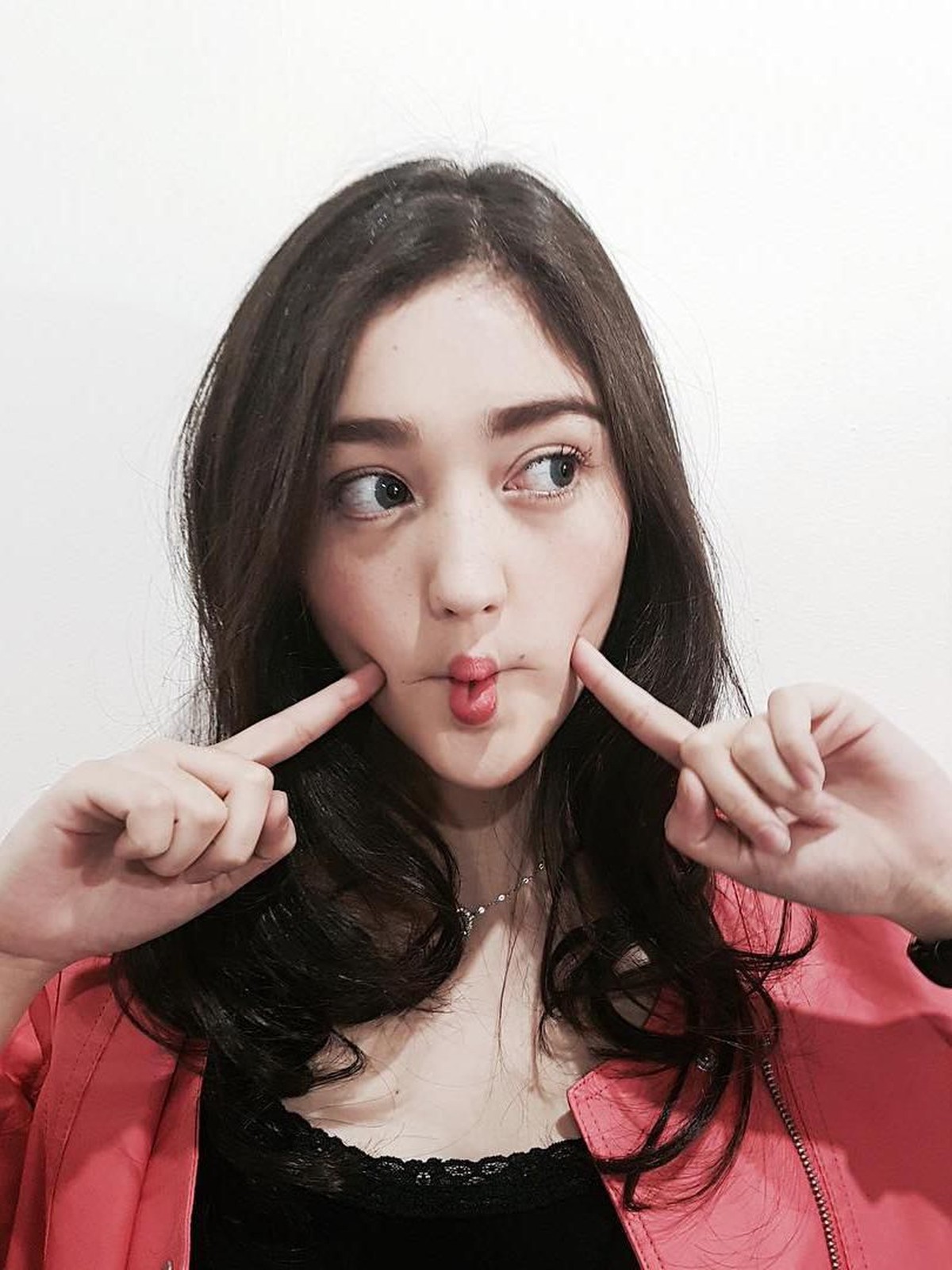 Sebelum resmi menikahi Irish Bella&comma; Ammar Zoni diketahui telah empat tahun menjalin hubungan dengan wanita cantik lainnya&comma; Ranty Maria&period;