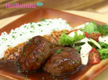 Resep Japanese Hambagu Steak Rice, Seporsinya Mampu Mengenyangkan