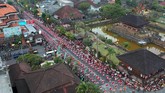FOTO: 'Kibasan' Hari Tari Sedunia dari Penjuru Indonesia Ribuan penari menari massal di beberapa daerah di Indonesia untuk merayakan Hari Tari Sedunia.