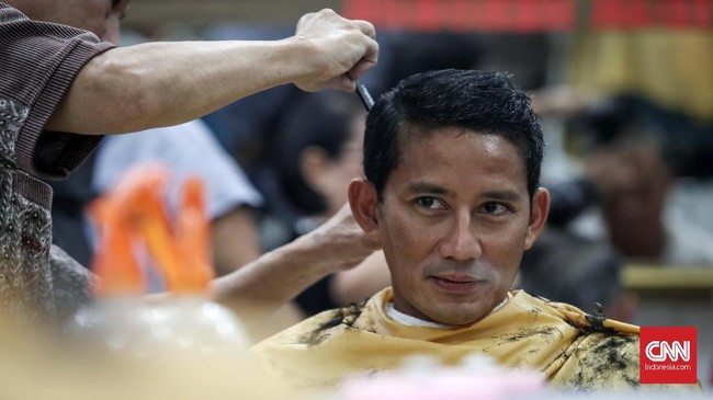 Kamrussamad menegur Sandiaga Uno soal dugaan eksploitasi ulama di balik deklarasi capres karena tak ingin polarisasi masyarakat kembali terulang seperti 2019.