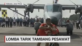 VIDEO: Lomba Tarik Tambang Pesawat