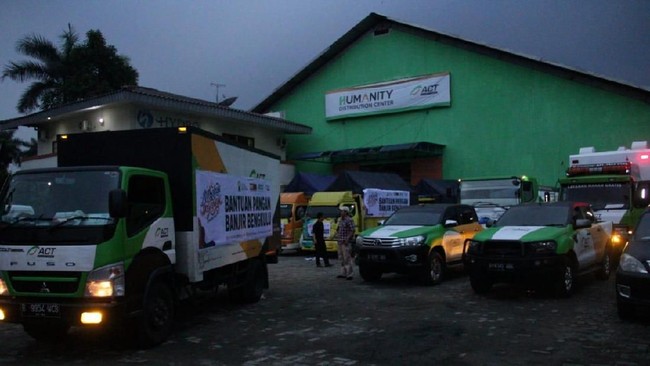 ACT mendirikan Posko Kemanusiaan dan Dapur Umum yang tersebar di lima titik terdampak banjir maupun longsor di Provinsi Bengkulu.