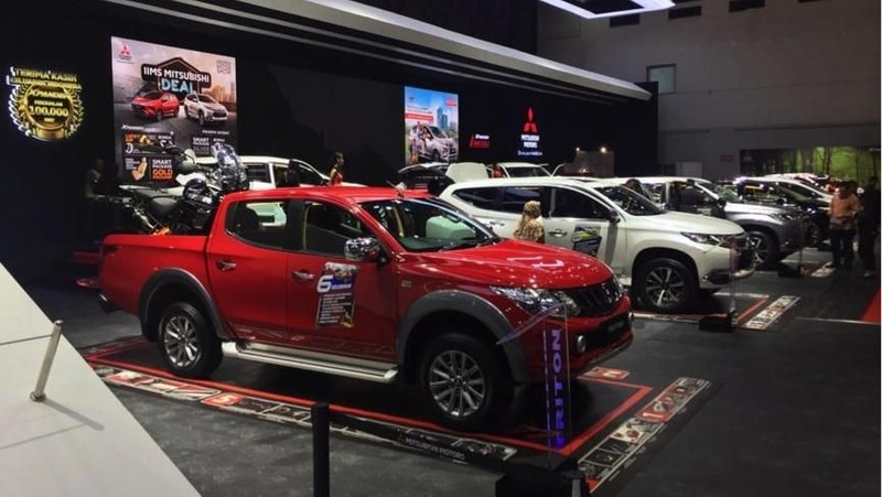 Mitsubishi Motors Krama Yudha Sales Indonesia (MMKSI) tampil maksimal dengan memamerkan tiga produk andalan