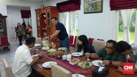 Ahok Temui Ketua DPRD DKI Jakarta Prasetio di Kediamannya
