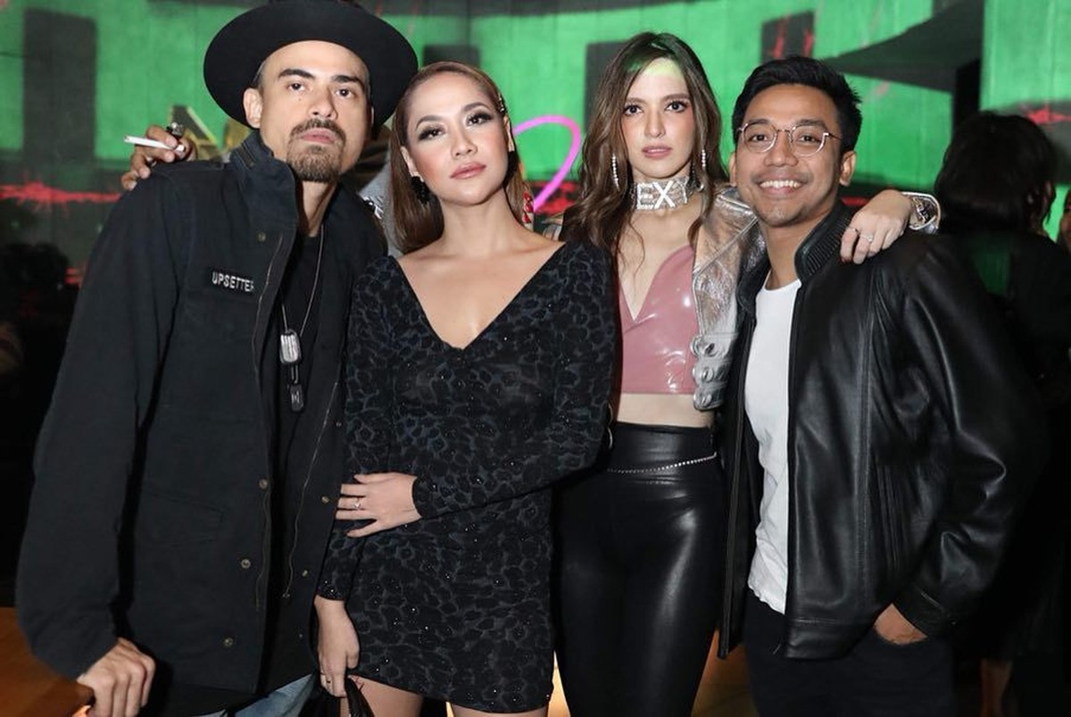 Ardi Bakrie pada 22 April lalu baru saja merayakan ulang tahunnya ke 40&period; Beginilah 6 momen cetar perayaan ulang tahun Nia Ramadhani itu&period;