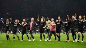Pemain Ajax Seperti Singa di Markas Tottenham