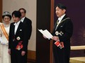 Kaisar Jepang Bermalam dengan Dewi hingga Hong Kong 'Lumpuh'