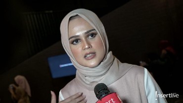 Dikabarkan Tunangan Dengan Roger Danuarta, Ini Jawaban Cut Meyriska