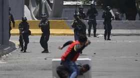 Venezuela Sebut Lima Warga Tewas Saat Demo Besar 1 Mei