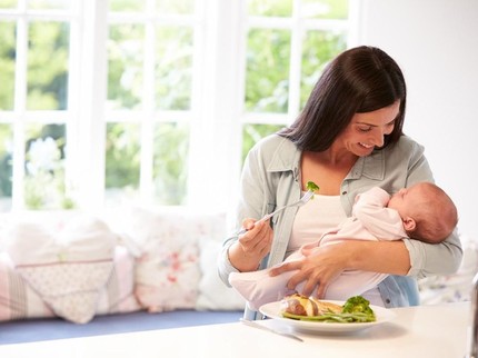Daftar Makanan Bantu Turunkan Berat Badan Ibu Menyusui